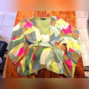 Multicolored flowy top